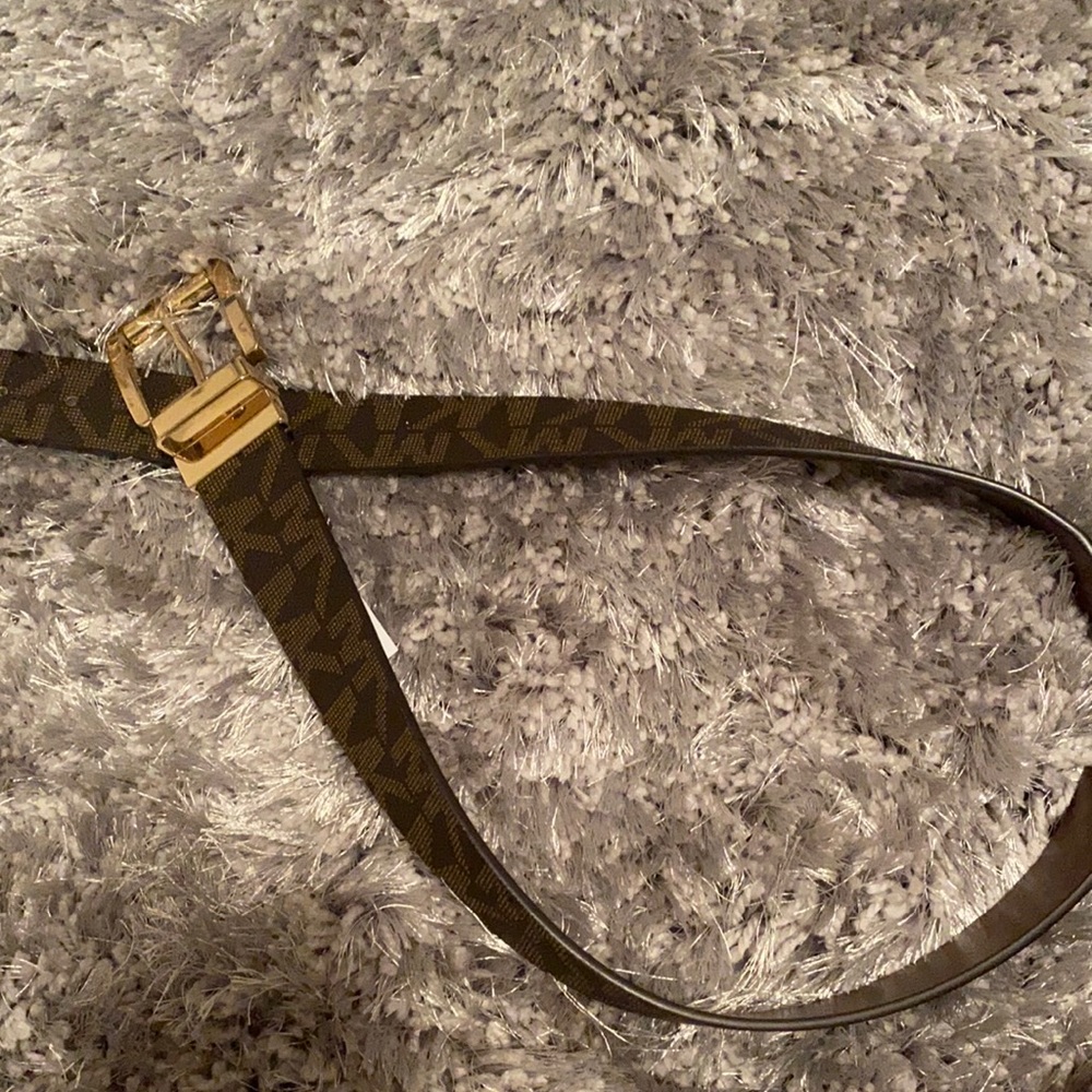 Michael Kors belt